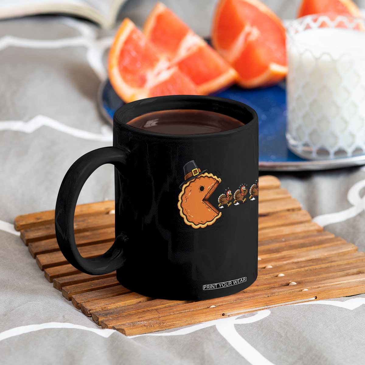 Funny Thanksgiving Pumpkin Pie Eating Turkey Video Game Lover Coffee Mug TS11